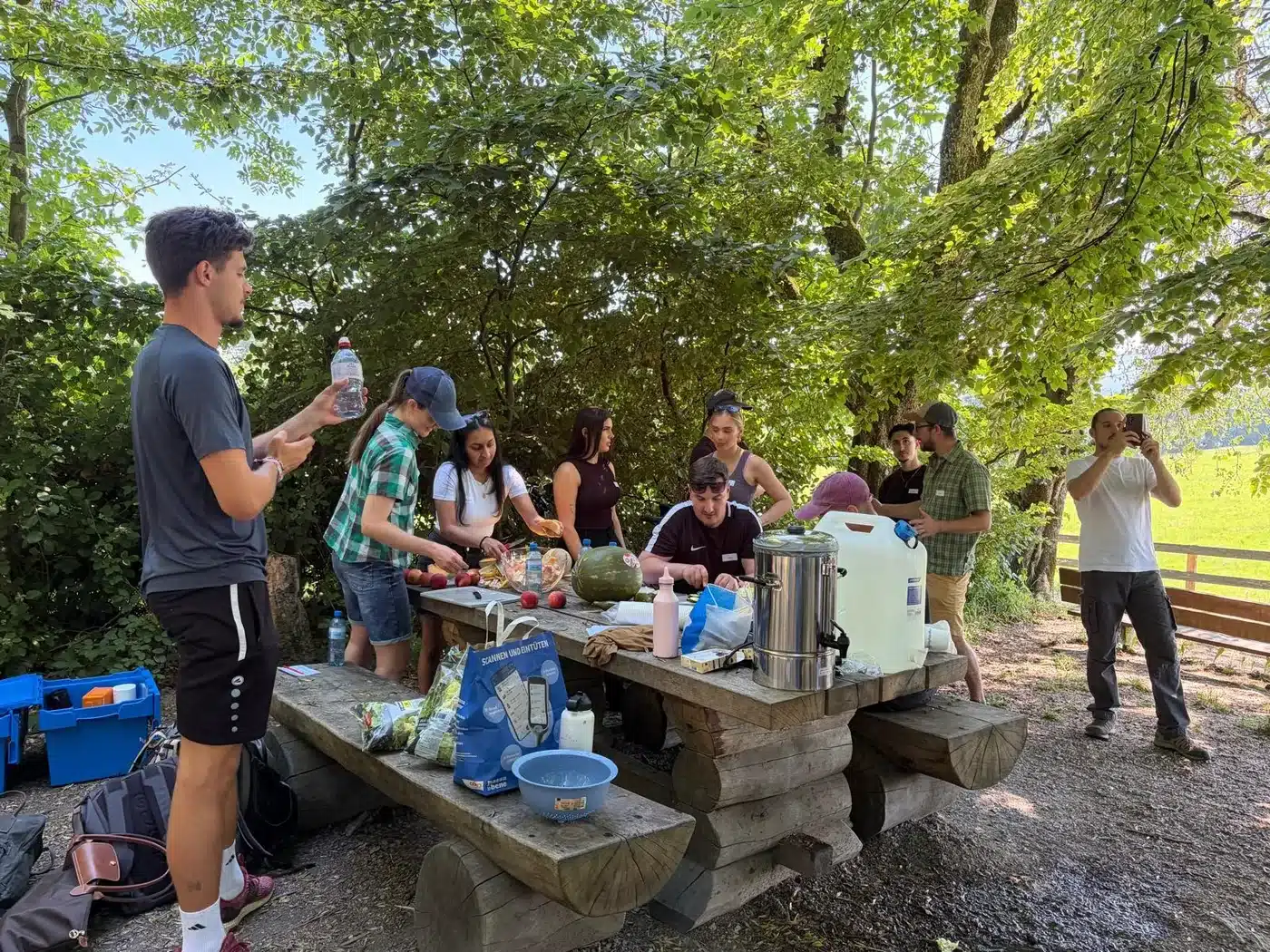 Gemeinsames Kochen an den Outdoor-Tagen 2026